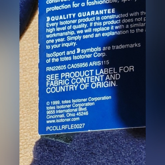 Deadstock NWT Isotoner Isosport Gloves - Picture 6 of 10